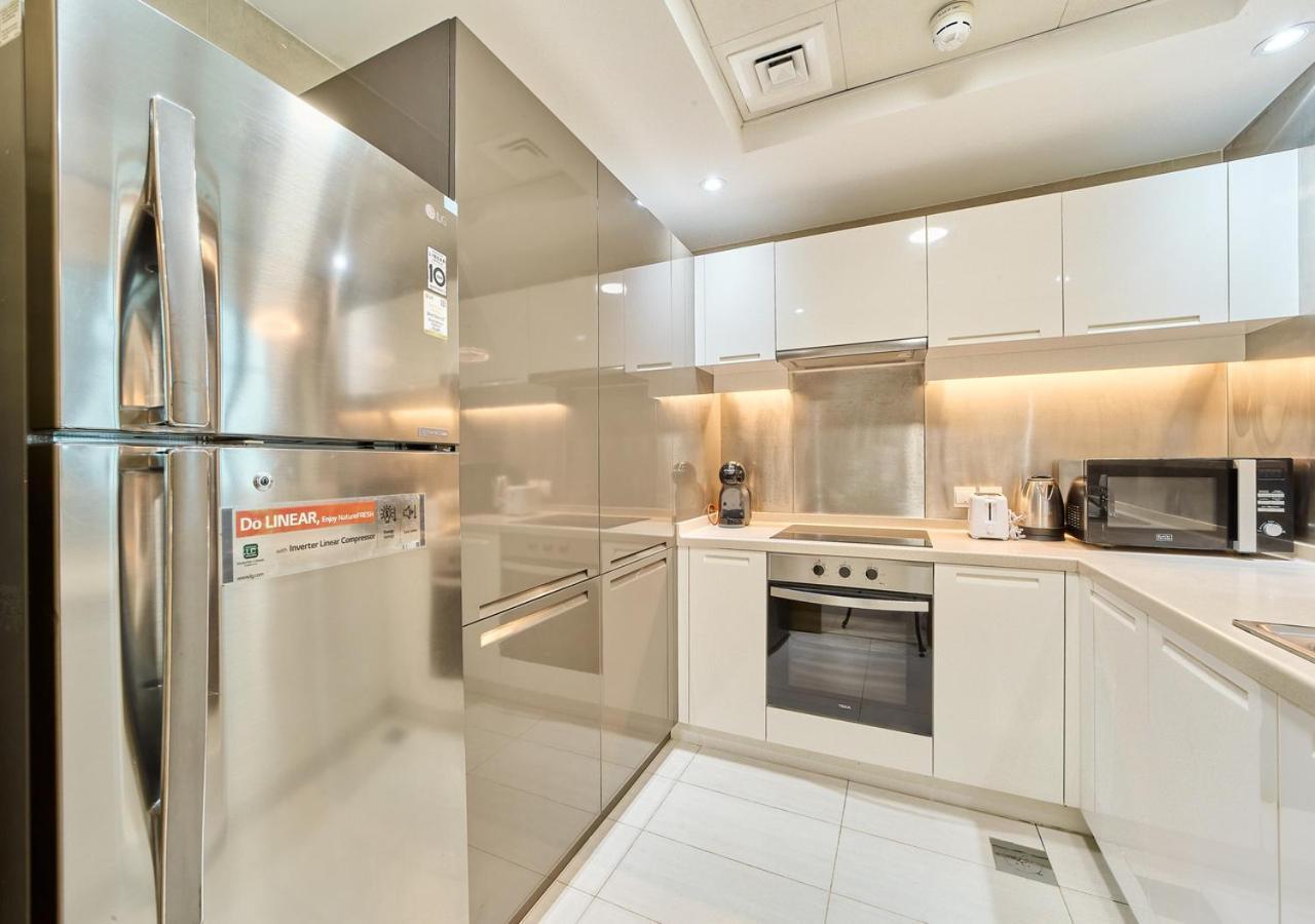 Дом отдыха Golden Homes Luxe Living Claren Tower 1br Study Near Mall Downtown Дубай